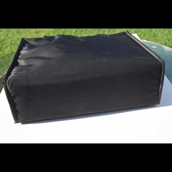 Kate spade large tote/diaper bag - Picture 8 of 8